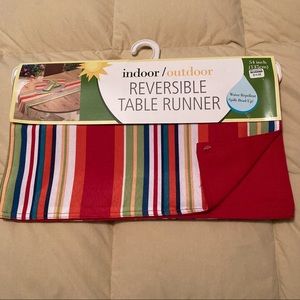 Bardwil Linens Indoor/Outdoor Reversible Table Runner